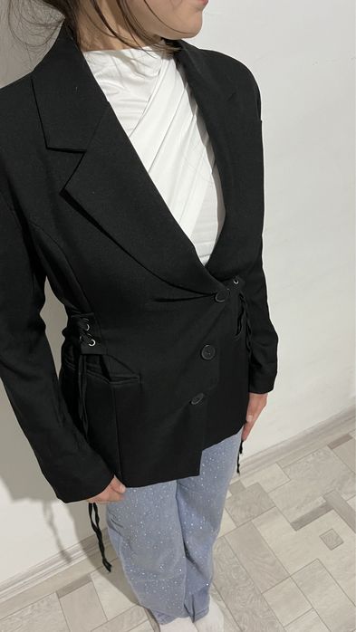 Костюм с завяскои