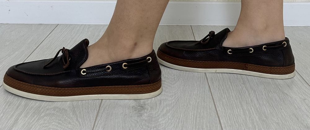 Продам мужскую обувь