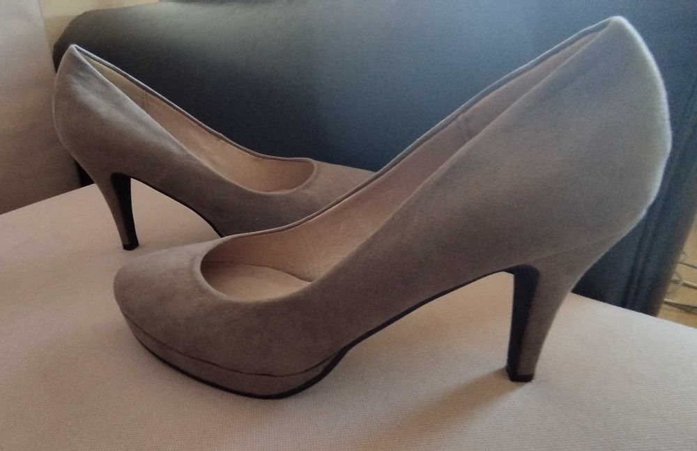 Нови обувки BIANCO