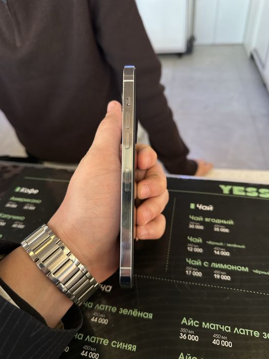 Iphone 14 pro max Srochno sotiladi pul kere