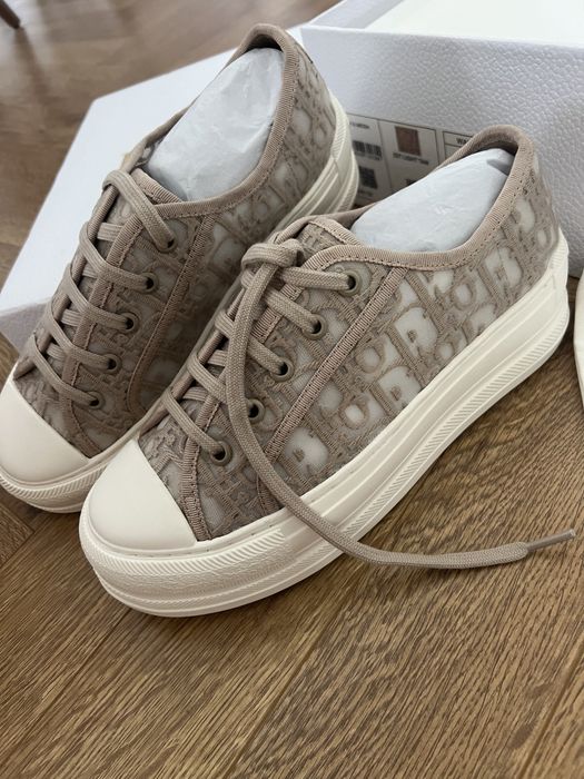 Dior бежови кецове