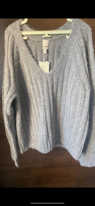 Абсолютно новая кофта h&м 10000