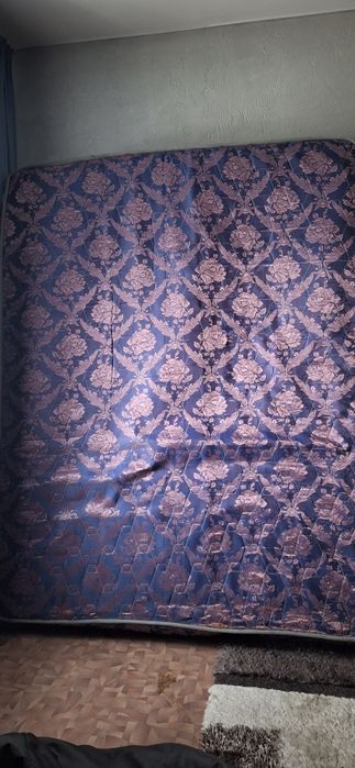 Продам матрас срочно