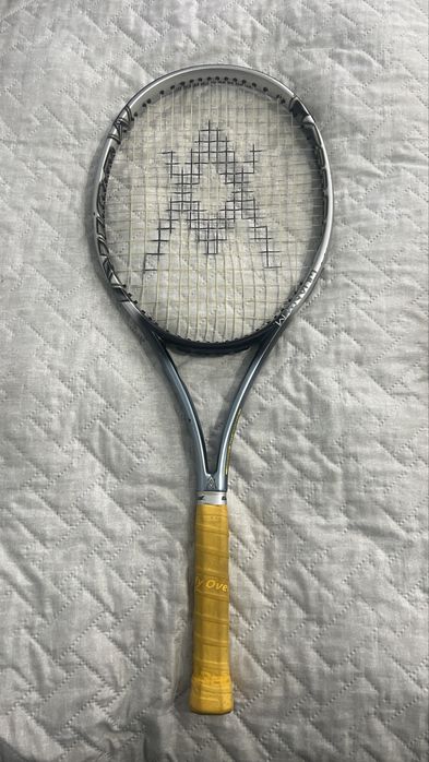 Различни тенис ракети
