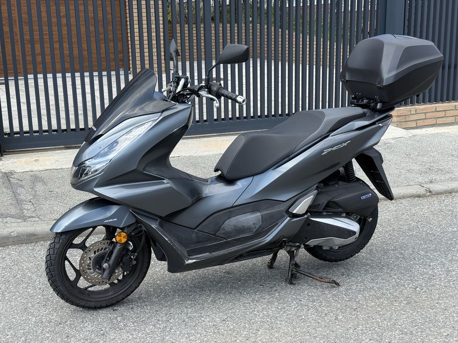 Scuter Honda PCX 125 ABS Top Case