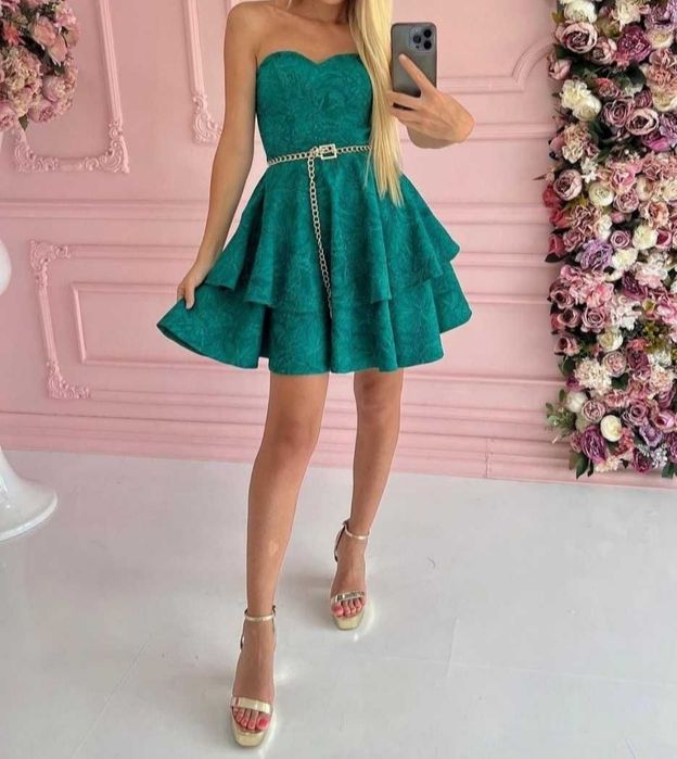 Елегантна зелена рокля от бутик Crystal, синя официална рокля S