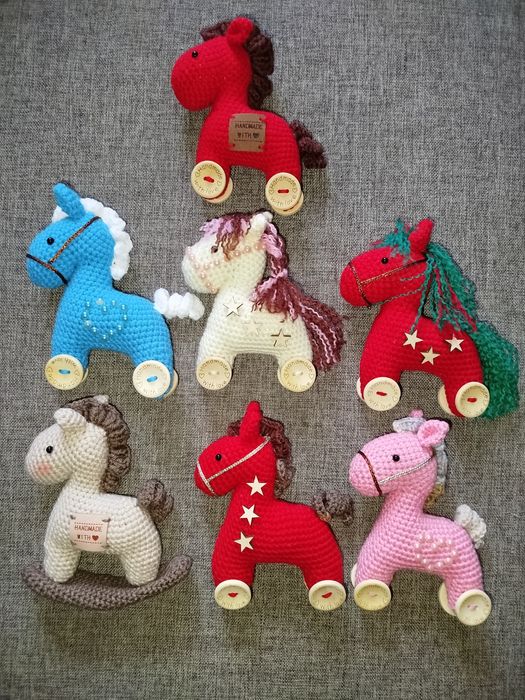 Новогодние сувениры, подарки