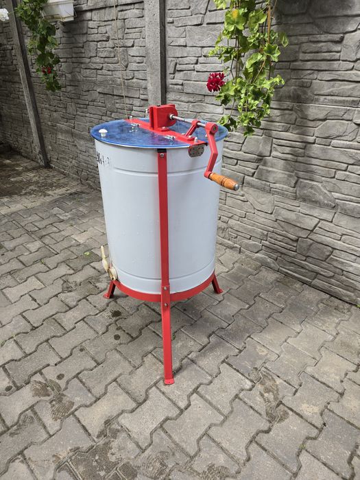 Центрофуга, вана и още неща