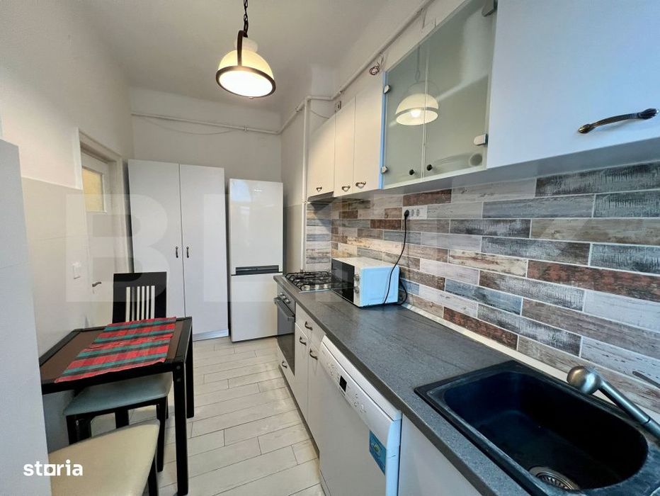 Apartament 2 camere, 56 mp, zona Centrala