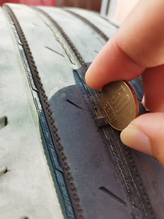 Vand 4 anvelope 215/65R16 vara