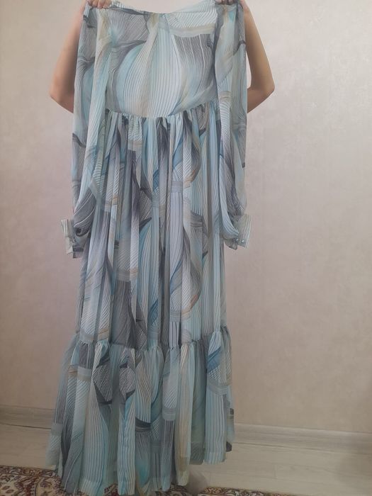 Продаётся новое платье