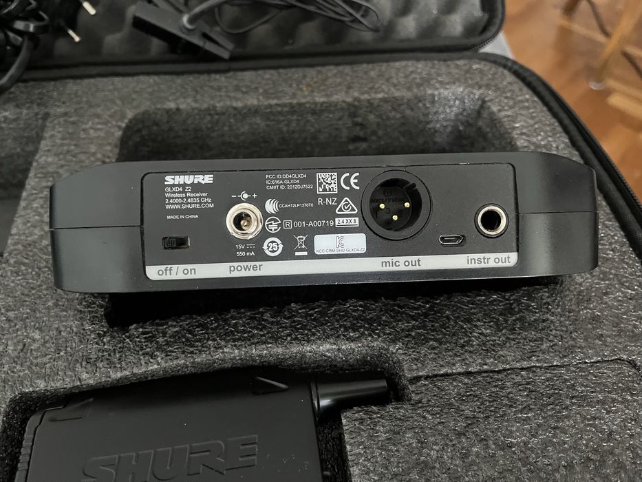 Безжичен инструментален микрофон SHURE