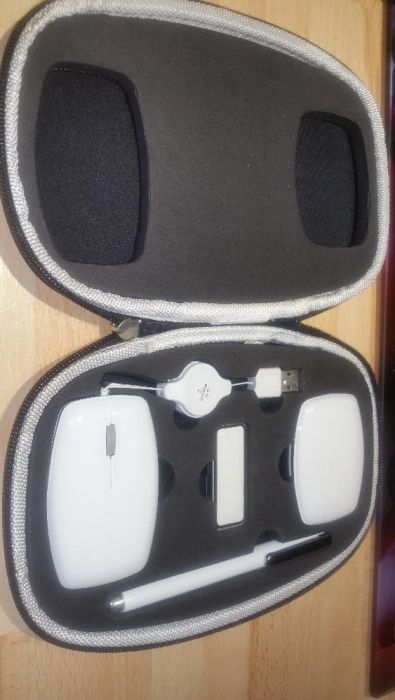 FOLIO XD Design Office Travel Kit Multimedia - ideal cadou