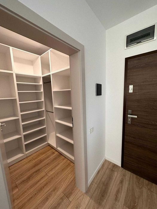 Proprietar inchiriez apartament 2 camere XCity Tower