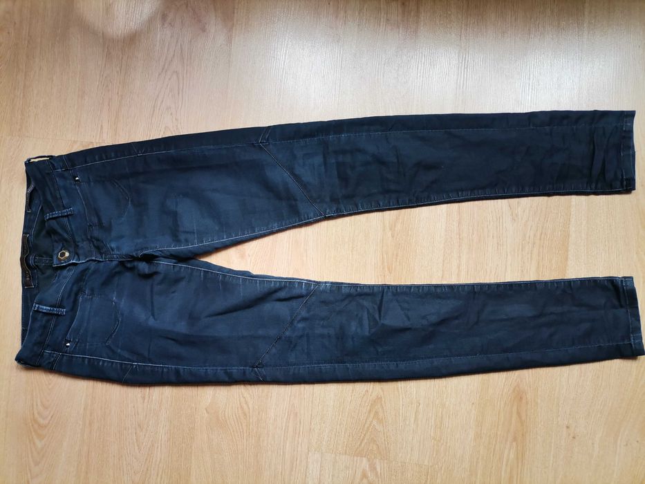 Дамски дънки Guess. Размер 36