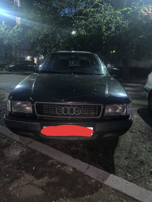 Продам Ауди 80 б4