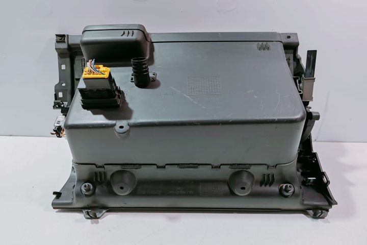 Torpedou 1T1857101A Volkswagen VW Touran  seria