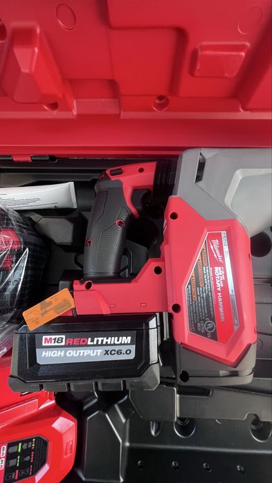 Перфоратор Milwaukee  SDS 1”