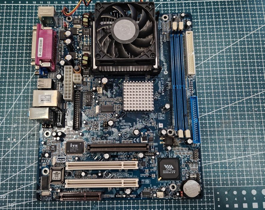 Материнская плата, с процессором