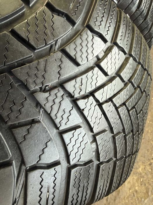 4x Anvelope iarna 235/50 R19 - Bridgestone Blizzak LM005