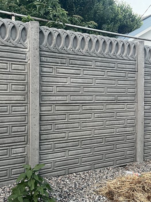 Изготовление глянцевого еврозабора