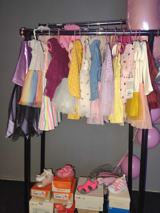 Предлагаме дрешки за момиченца, зимни,летни,пролетни,Есенни,