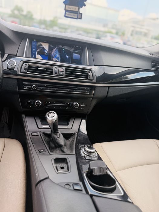 BMW Seria 5 F10 520d | 184 CP | Full Dotări | 2010