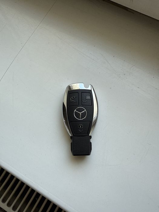 Ключи от мерседеса рыбка