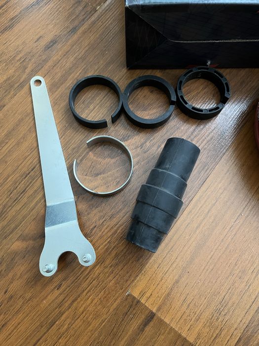 Raider Предпазител за прахоулавяне за ъглошлайф с адаптери