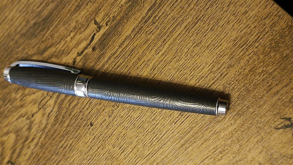 Stilou cu rezerva Ungaro