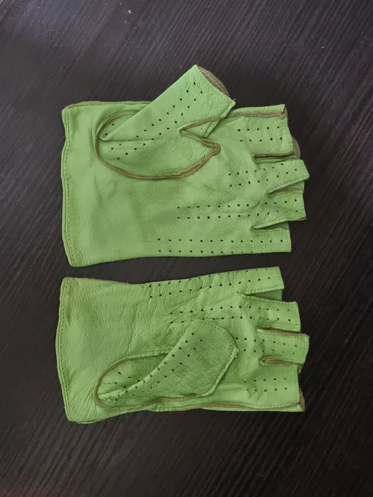 Перчатки кожаные