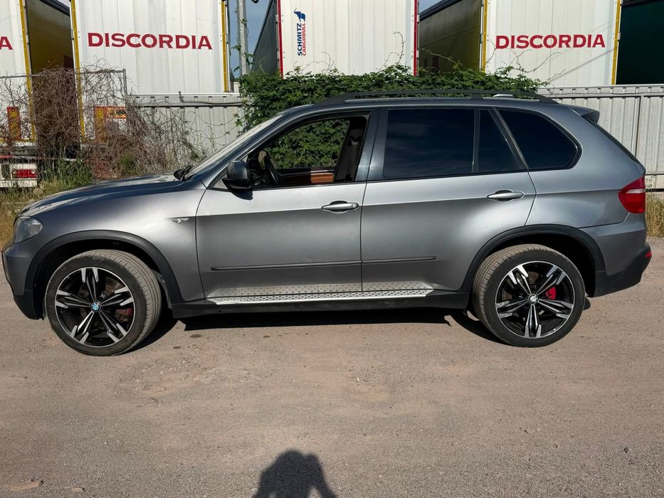 BMW e70 x5 3.0SD на части