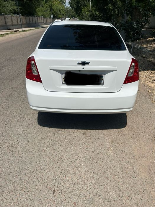 Продаётся Lacetti Gentra
