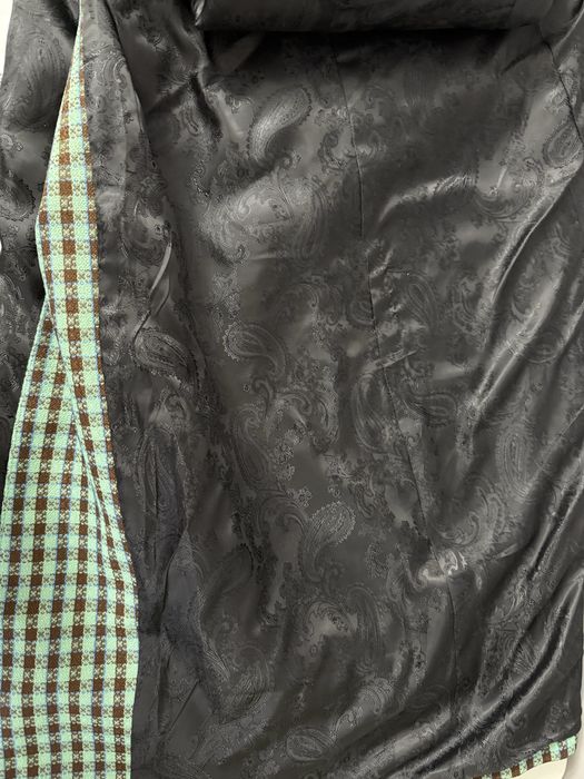 Можный тренч на прозоадную погоду.