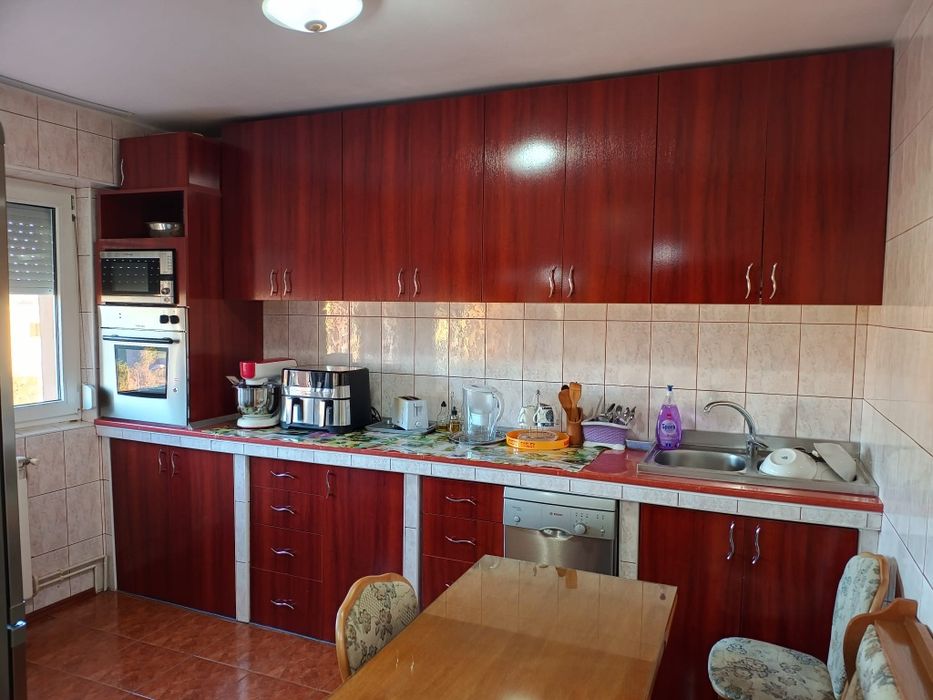 Apartament 4 camere camere / Alexandria