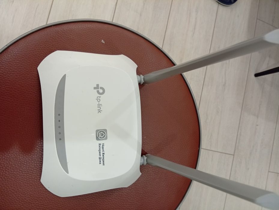 Продам  роутер TP-Link TL-WR840N.