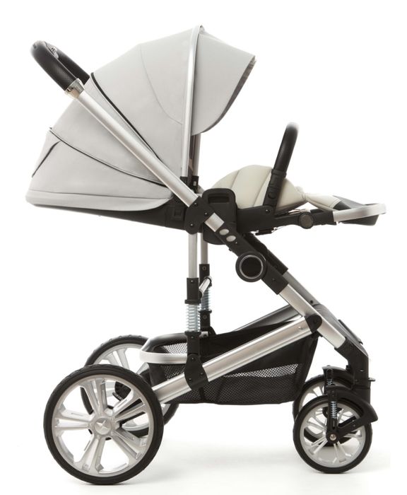 Коляска прогулочная