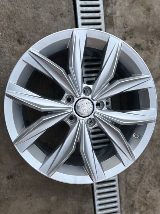 Janta 18 originala tiguan passat kodiaq b8 arteon kingston