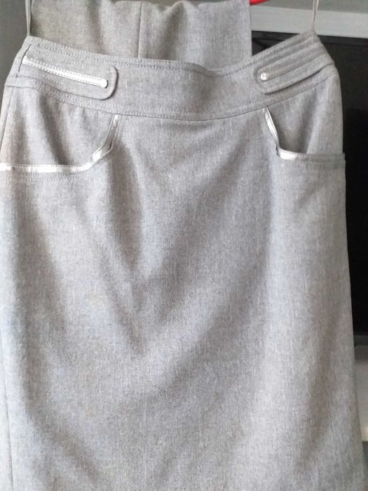 Costum din 3 piese, din stofa mar.38
