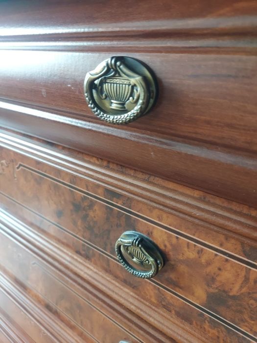 Мебель для гостиной. Горка.