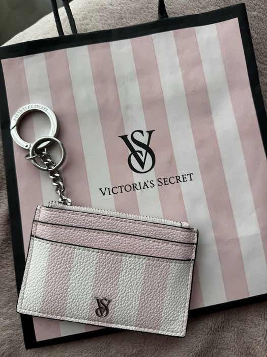 Картодържател Victoria’s Secret
