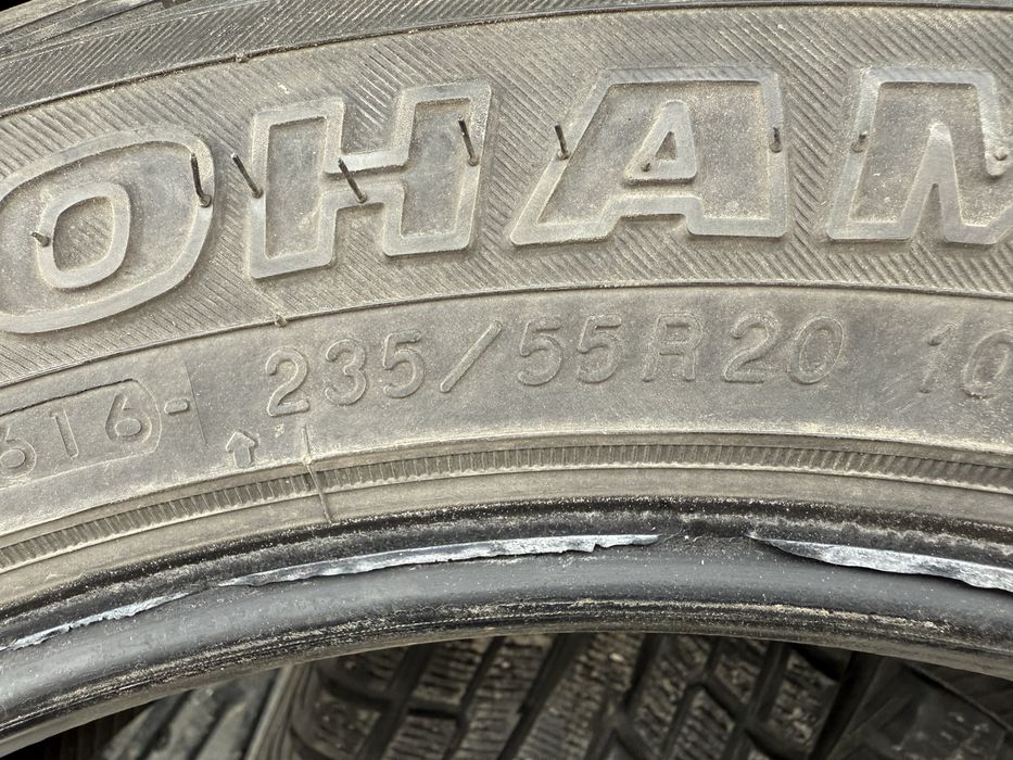 Продам шины 4 шт. Yokohama. 50000