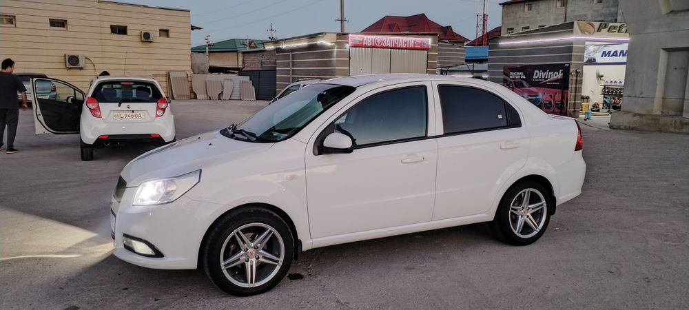 nexia 3 avtomat sotiladi