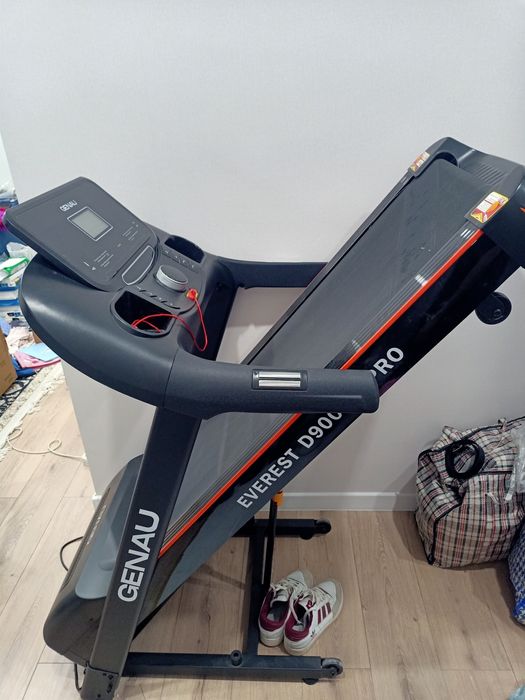 Беговая дорожка Genau