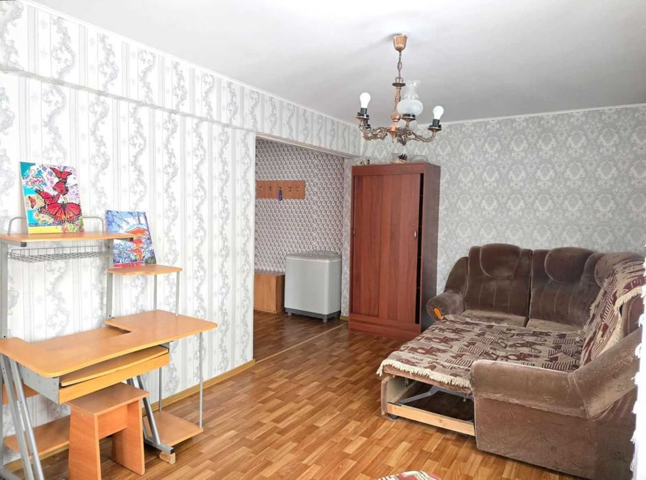 Продаётся 2-комнатная квартира.