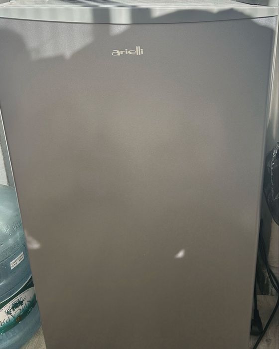 Хладилник Arielli