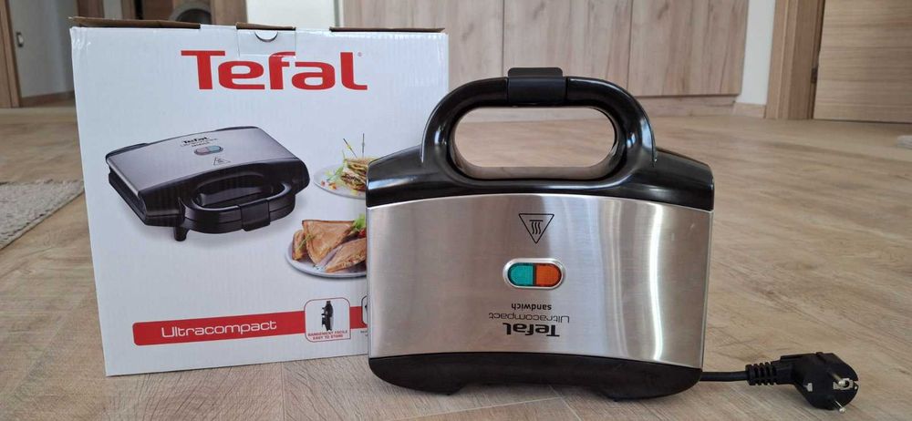 Сандвич мейкър Тефал