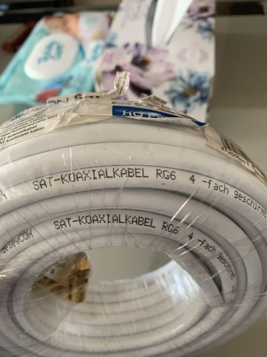 Коксиален кабел -20 метра с 10 бр. Букси