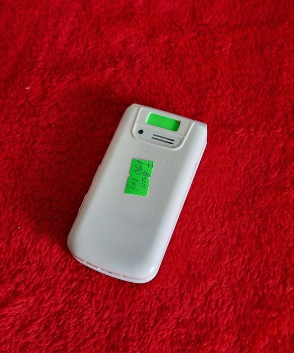 Telefon cu clapeta perfect funcțional