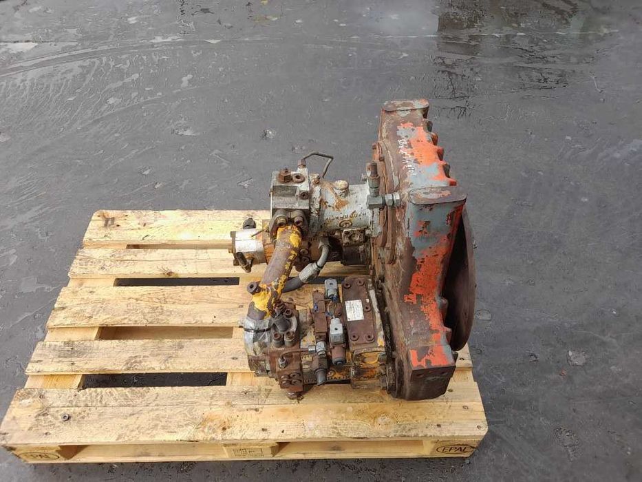 Pompa hidraulica vola incarcator frontal Caterpillar 988